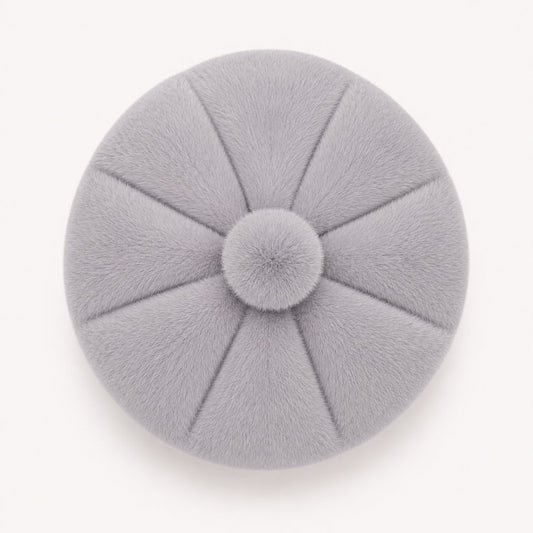 Béret Femme en Fourrure Gris Clair | Élégance Hivernale
