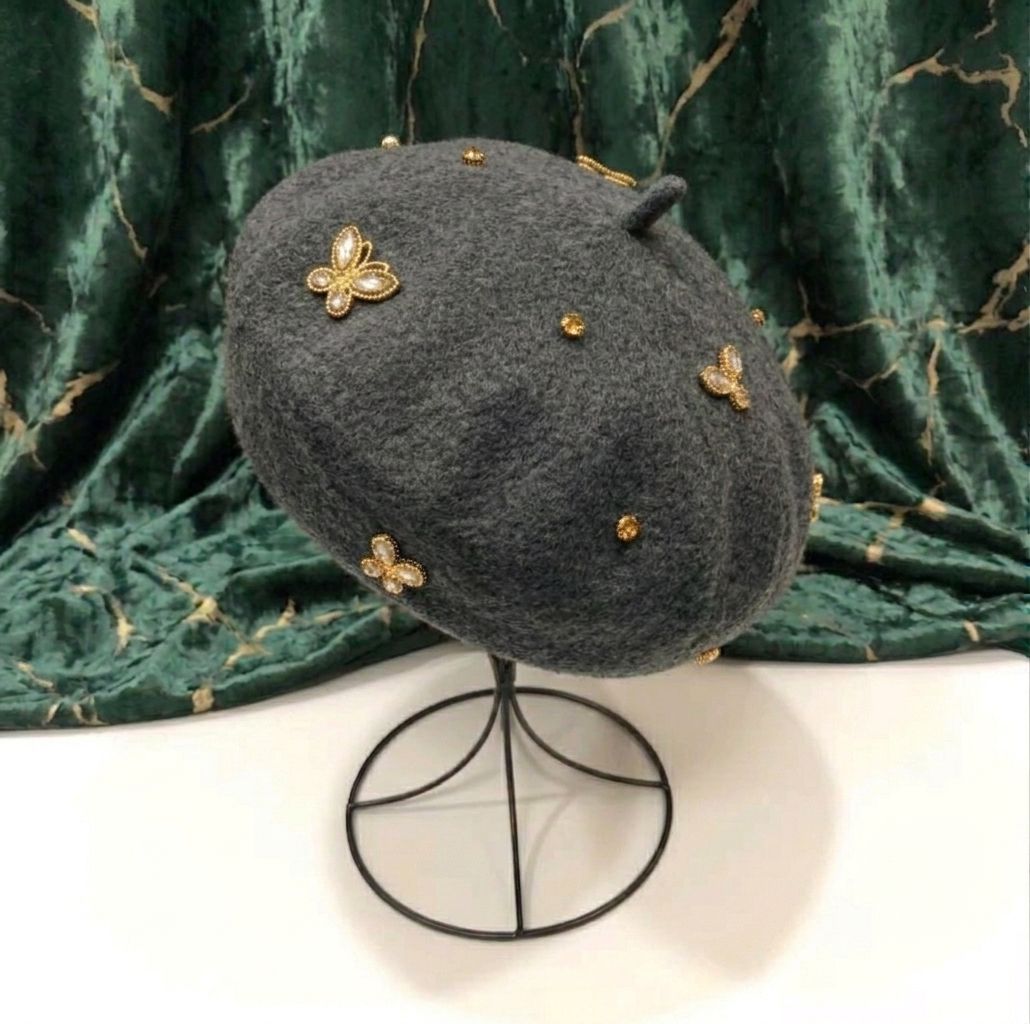 Béret femme laine gris avec abeille cristal – Béret chic hiver