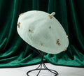 Béret en laine femme vert avec broche abeille cristal | Abeille Royale