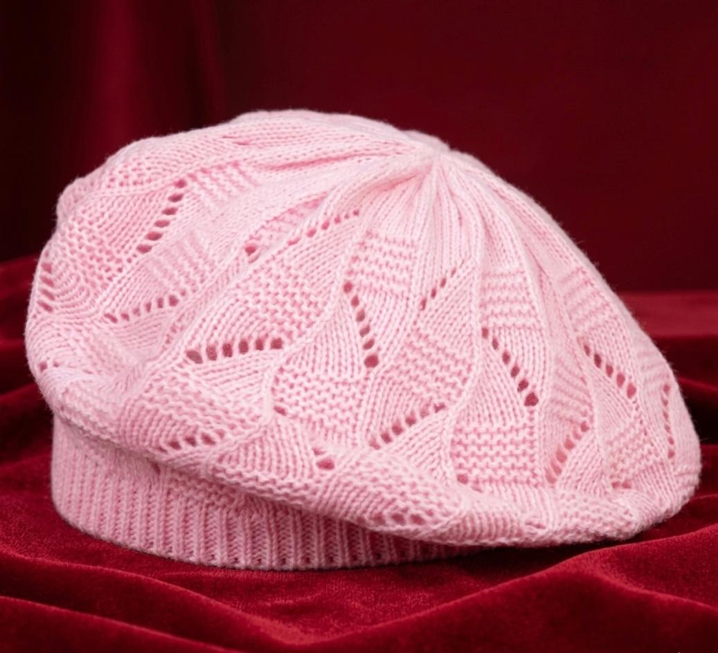 Béret femme tricoté en acrylique – Rose clair pastel – Féminin.
