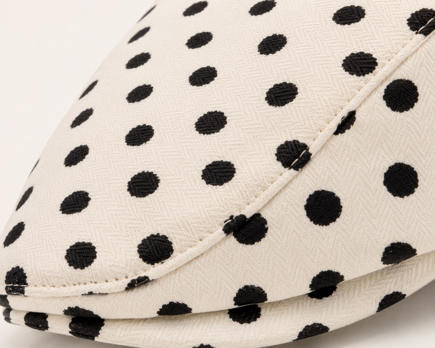 Casquette plate Montmartre – Beige à pois