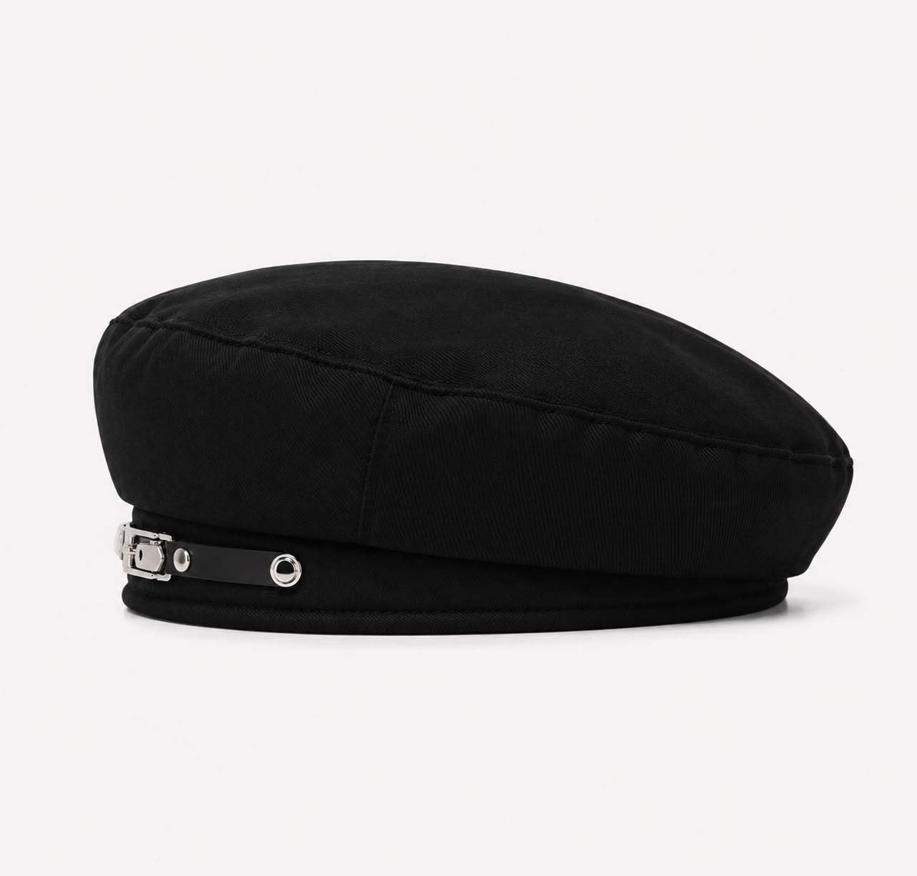 Béret femme noir à boucle – Chic quatre saisons