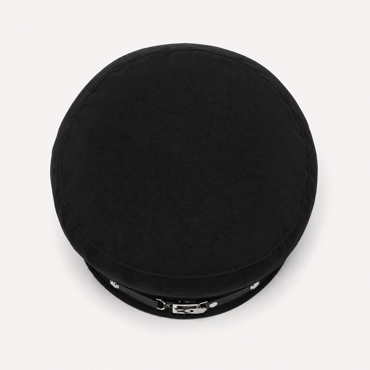 Béret femme noir à boucle – Chic quatre saisons