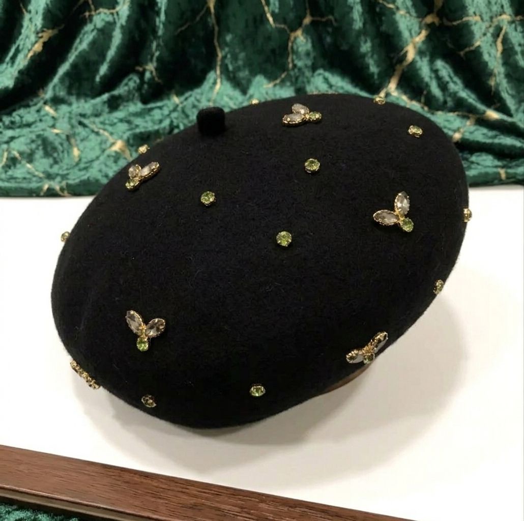 Béret femme laine noir avec abeille cristal – Béret chic élégant hiver