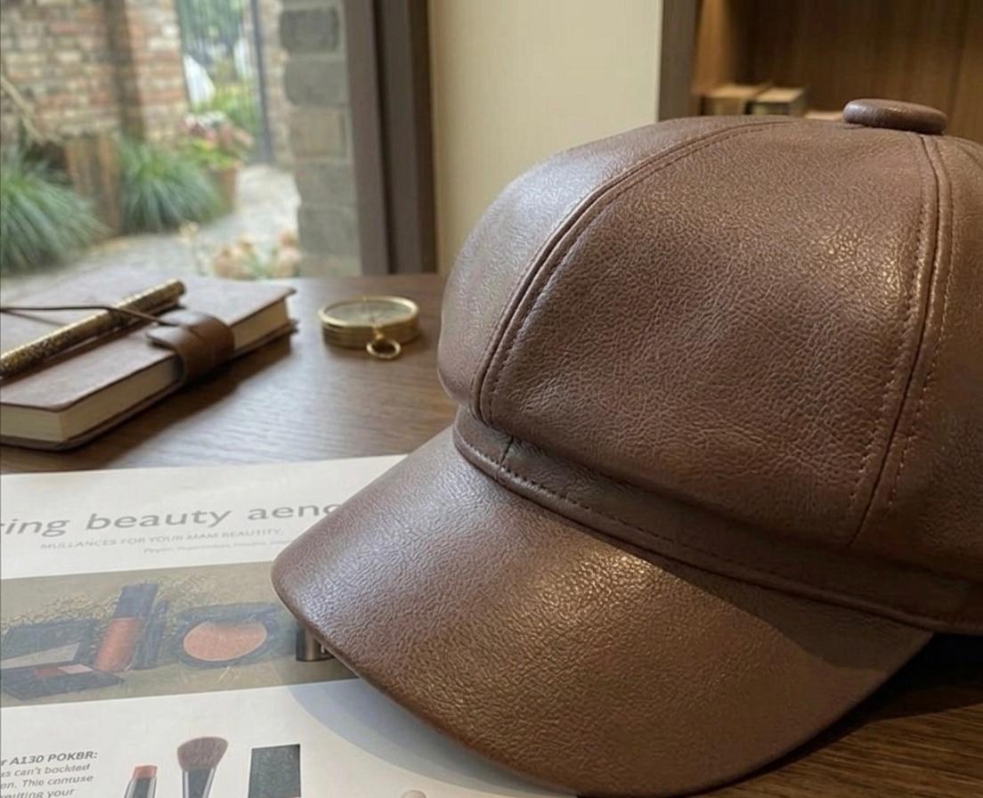 Casquette de peintre marron femme – Accessoire automne hiver vintage et élégant