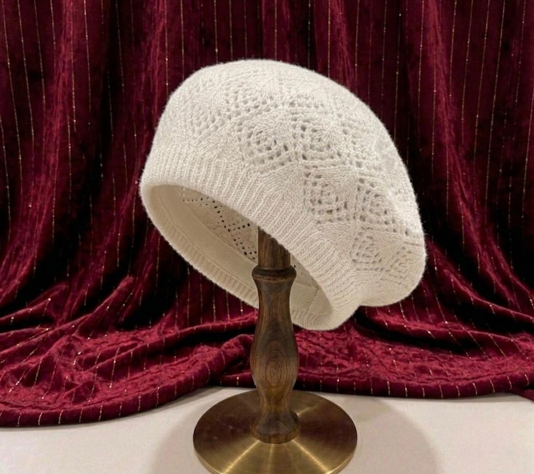 Béret Femme Beige en Acrylique – Bonnet Tricoté Léger Style Français
